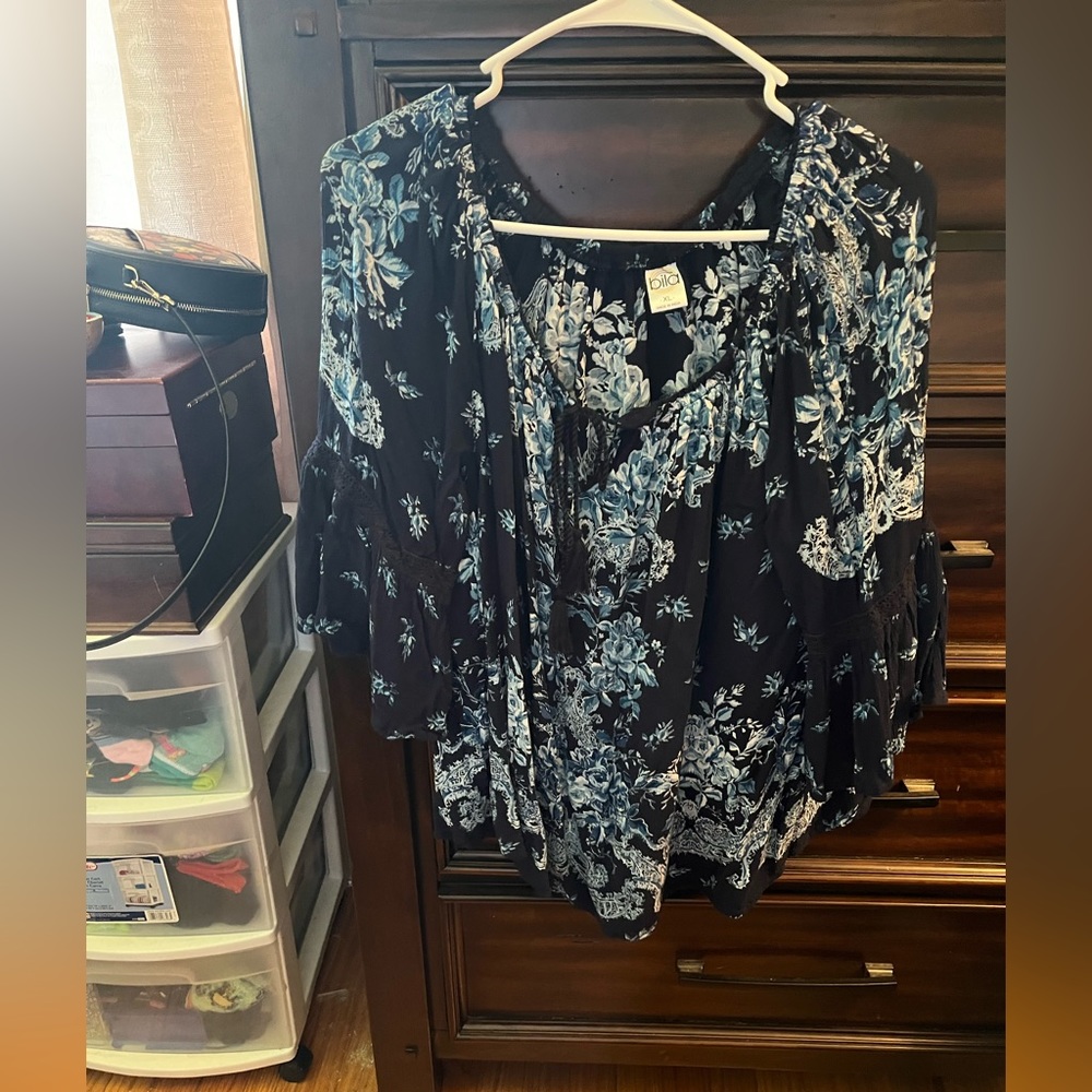 Floral peasant top